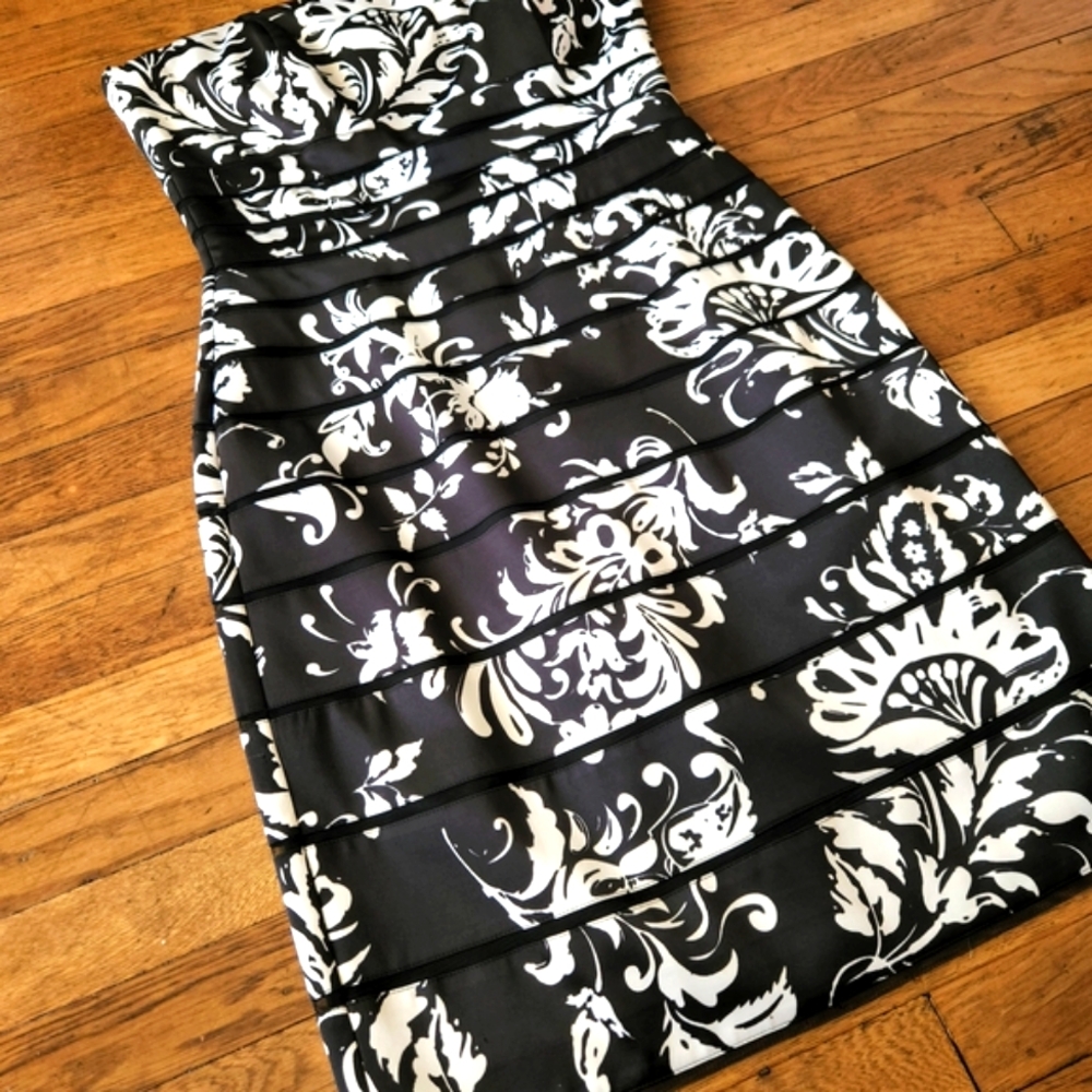 White House Black Market Strapless Black and White Dress Size 4 NWT - Picture 3 of 16